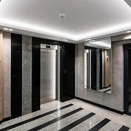 Apartment Sky View Flat With Parking *