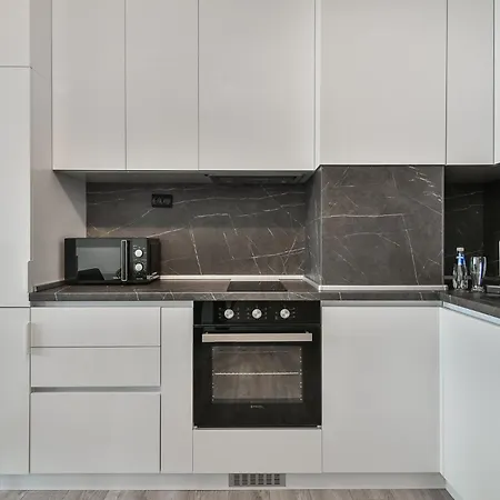 Sky View Flat With Parking Apartment Varna