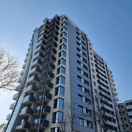 Apartment Sky View Flat With Parking